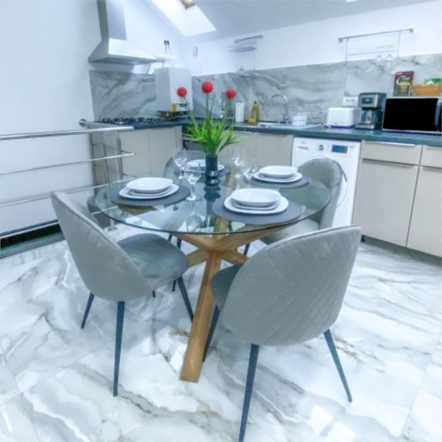 The Residence Of Silver Sky House Тимишоара Экстерьер фото